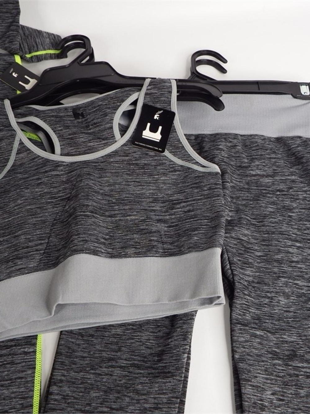 Neon Yellow & Charcoal Heather Women's Active Crop Top and Capri Set - Picture 4 of 8